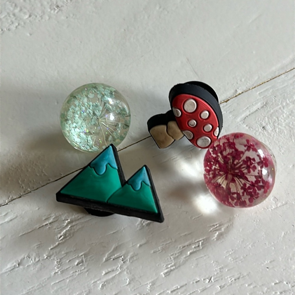 Croc charms jibbetz mushroom, mountains,marbles green and pink